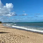 Espaçoso 3/4 a duas quadras da Praia de Jatiúca